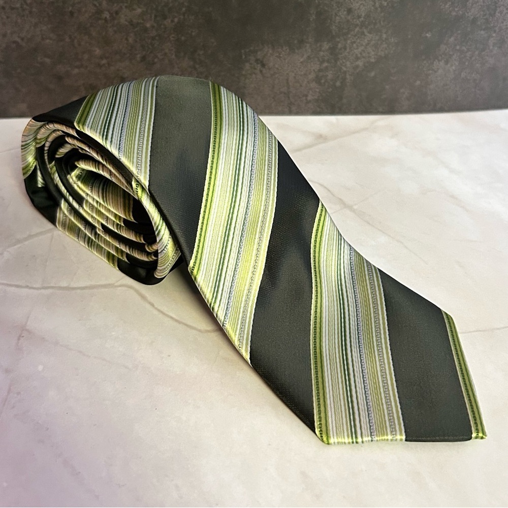 Calm & Cool Striped Green and Black 57” Tie